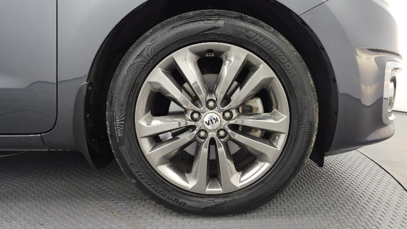 car KIA Carnival id20922 photo #5