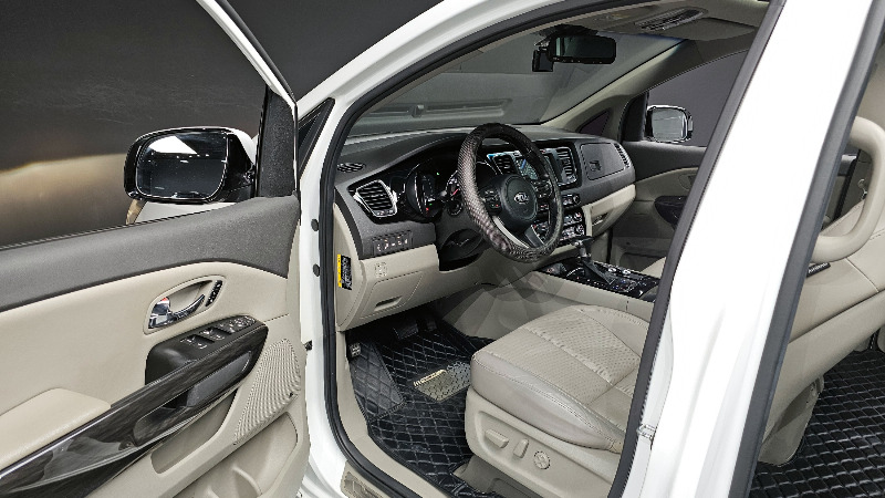 car KIA Carnival id20942 photo #11