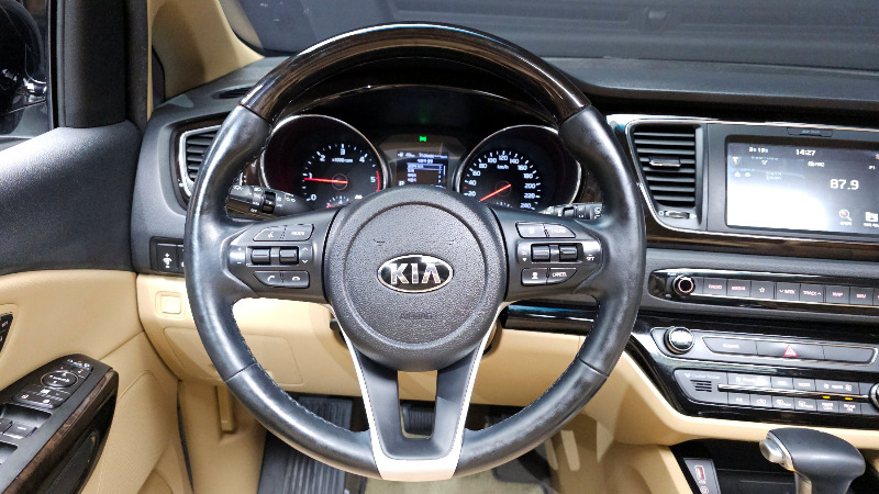 car KIA Carnival id20955 photo #15
