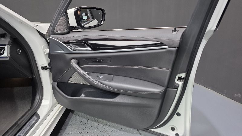 car BMW 5 Series id21168 photo #24