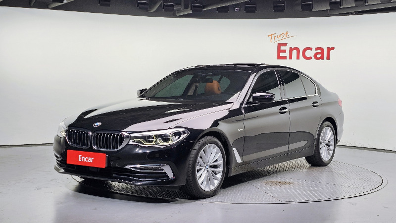 car BMW 5 Series id21384 main photo