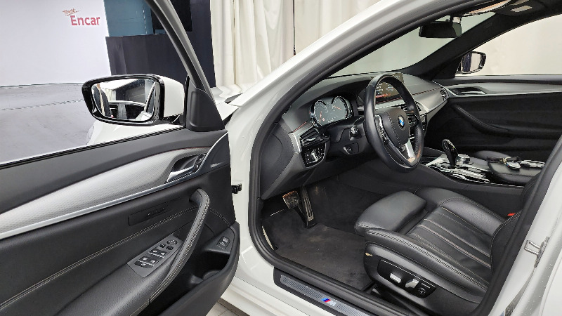 car BMW 5 Series id21422 photo #10