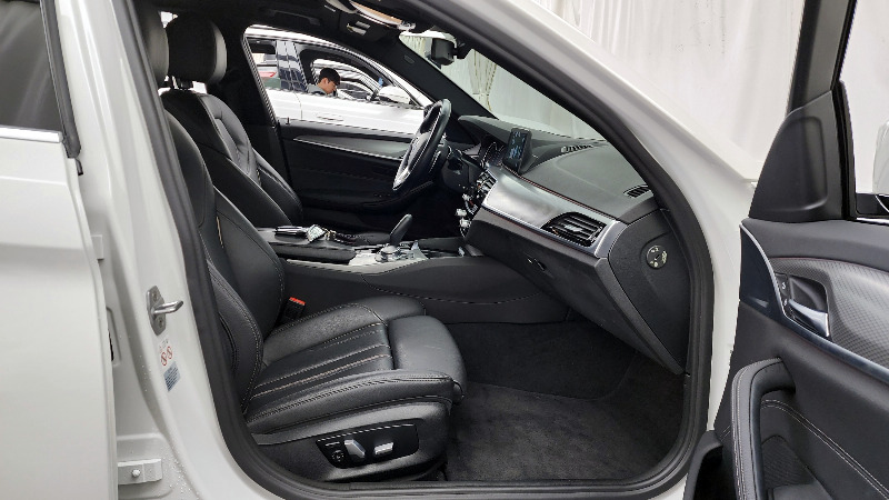 car BMW 5 Series id21422 photo #11