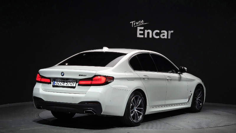 car BMW 5 Series id21427 photo #2