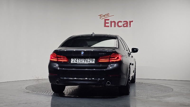 car BMW 5 Series id21598 photo #4
