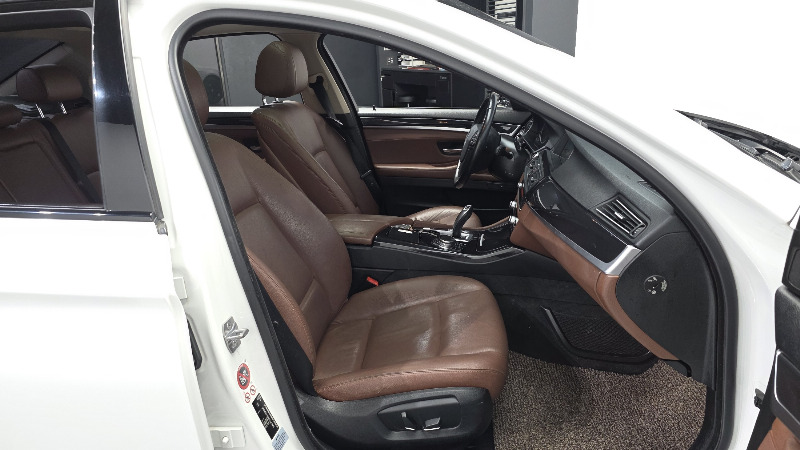 car BMW 5 Series id21604 photo #11