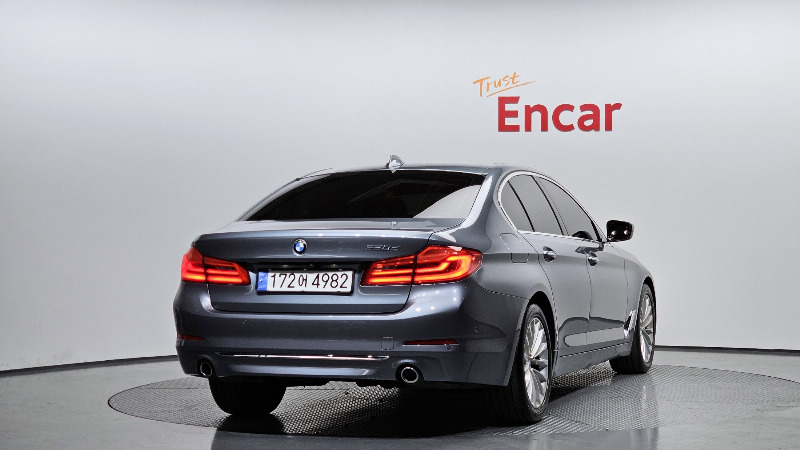 car BMW 5 Series id21855 photo #2
