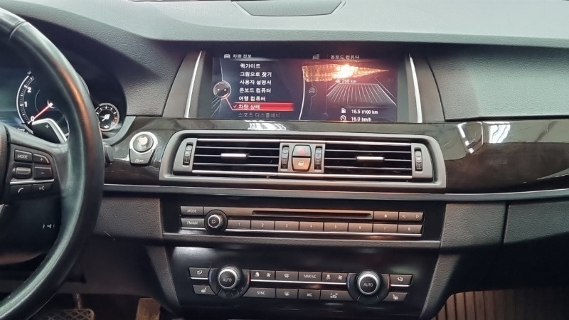 car BMW 5 Series id21862 photo #10
