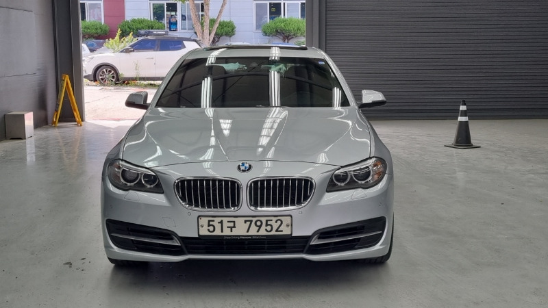 car BMW 5 Series id21862 photo #2