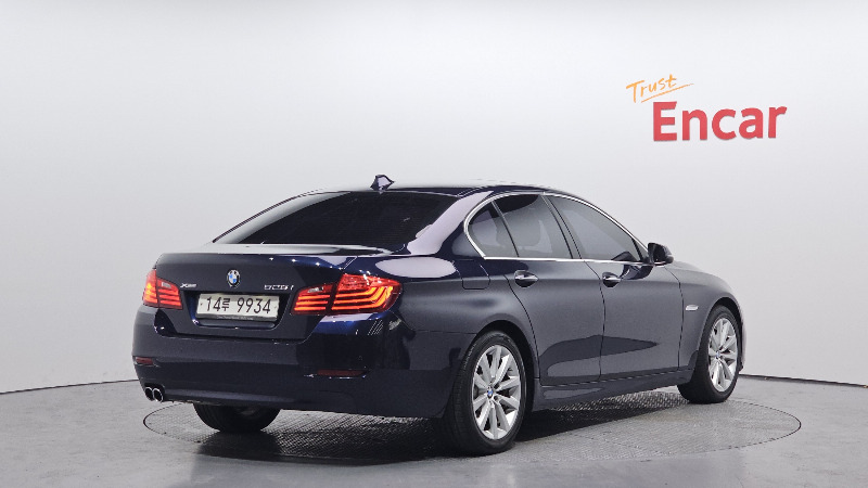 car BMW 5 Series id22013 photo #2