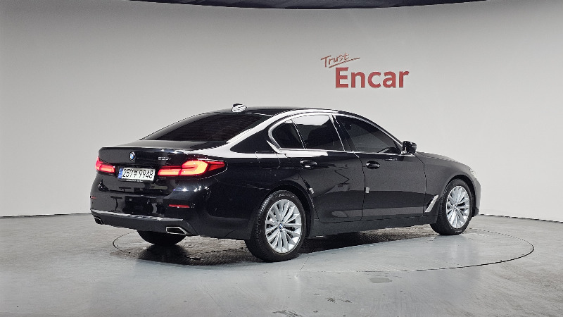 car BMW 5 Series id22180 photo #2