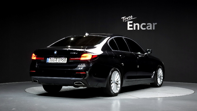car BMW 5 Series id22194 photo #2