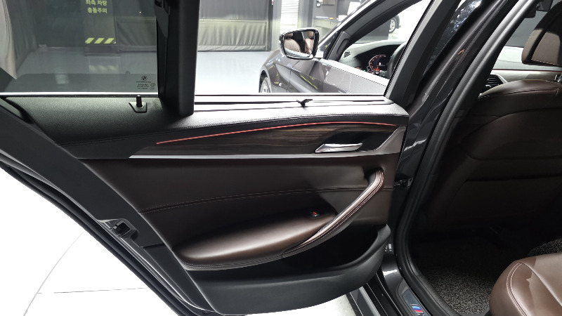car BMW 5 Series id22208 photo #25