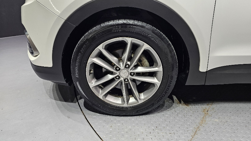 car Hyundai Santa FE id22386 photo #5