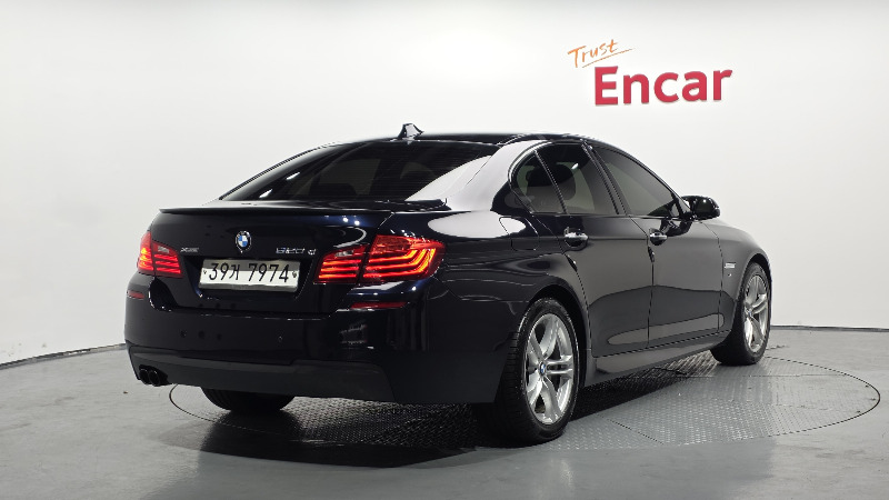 car BMW 5 Series id22489 photo #2