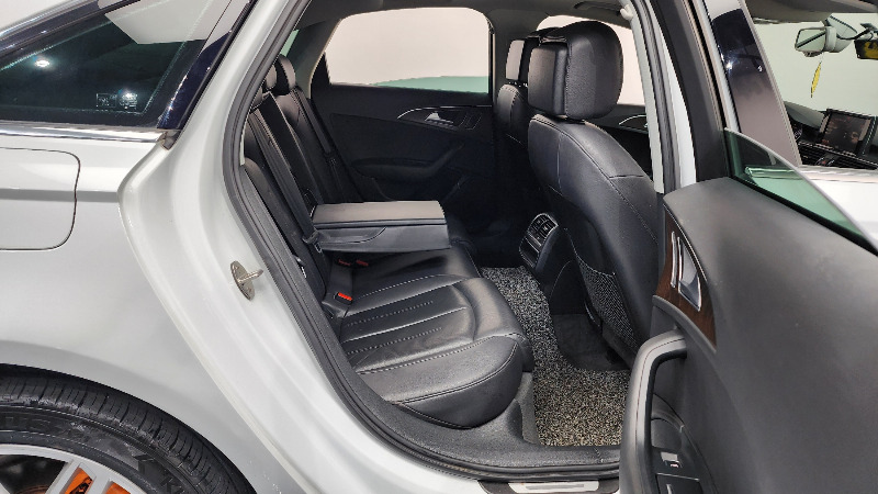 car Audi A6 id22616 photo #12